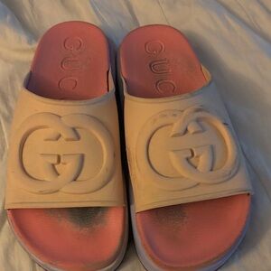 Gucci Cream Strap Pink Footbed Logo Slide Sandals